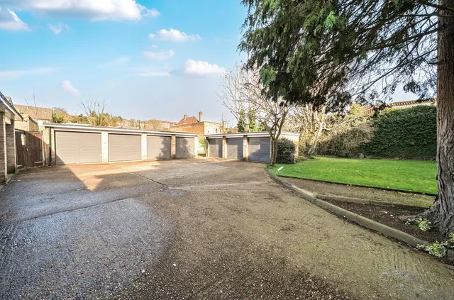 Photo 2 — Purley Park Road, Purley CR8 2BW