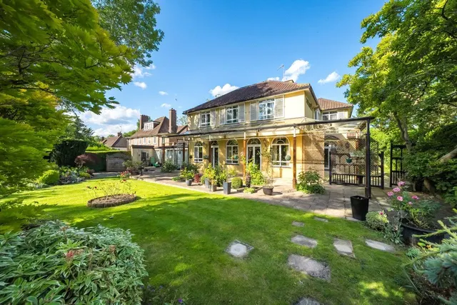 Wolsey Road, Northwood Fees Apply, HA6, photo 2