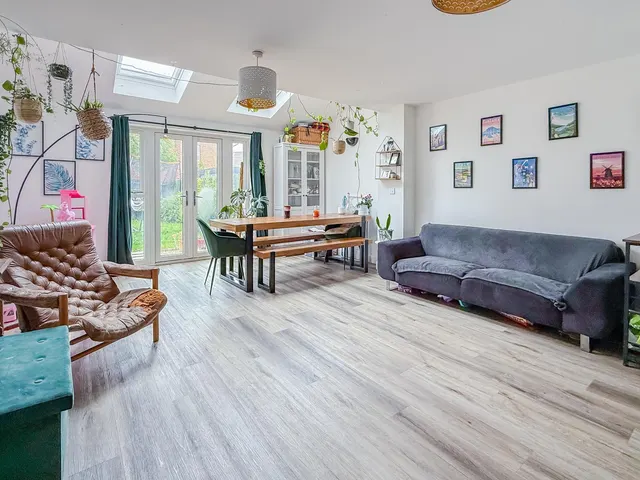 Skylark Avenue, Peacehaven, BN10, photo 3
