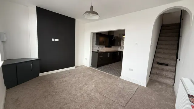 Victoria Street, Goldthorpe, S63, photo 2