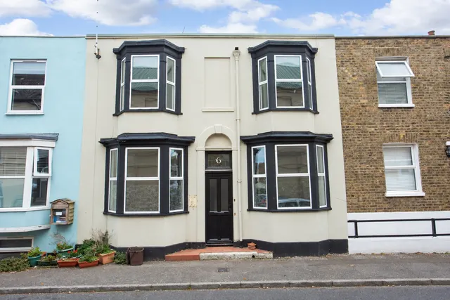 Bath Place, Margate, CT9, photo 1