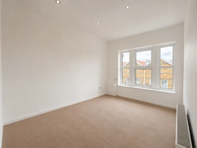Regent Street, Kingswood, BS15, photo 2