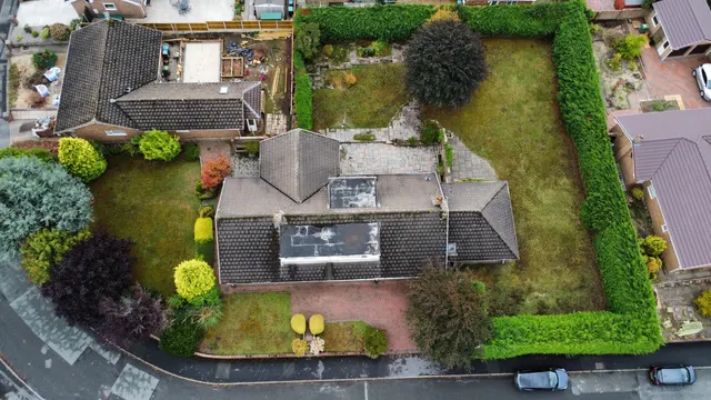 Glyn Avenue, Wrexham, LL12, photo 2