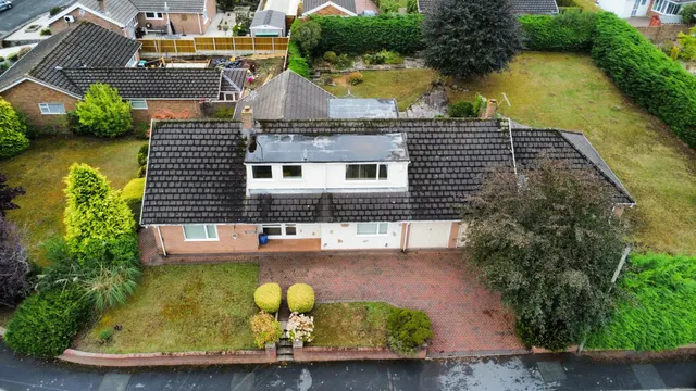 Glyn Avenue, Wrexham, LL12, photo 1