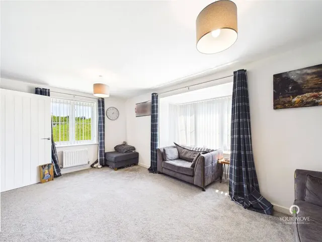 Photo 2 — Fieldfare Avenue, Ryton, Tyne and Wear, NE40