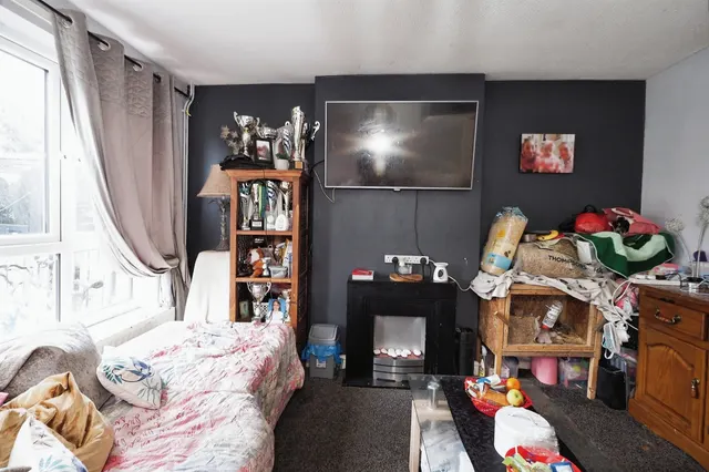Chilwell Mews, Athersley North, S71, photo 2