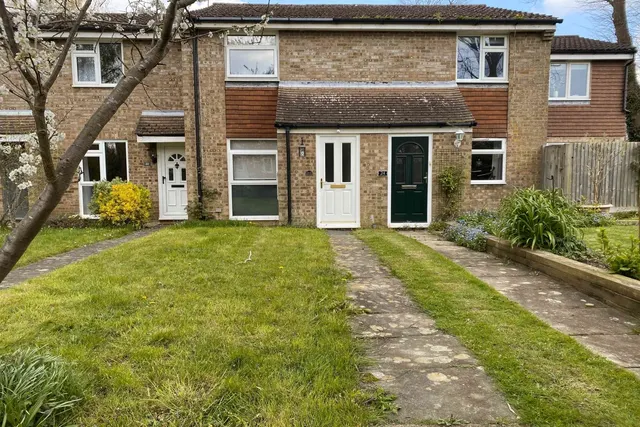 Somergate, Horsham, RH12, photo 1