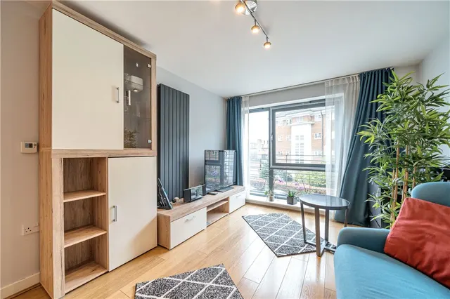 Lovelace House, Ealing, W13, photo 2