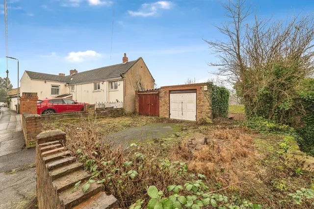 Dennington Lane, Crigglestone, Wakefield, photo 1