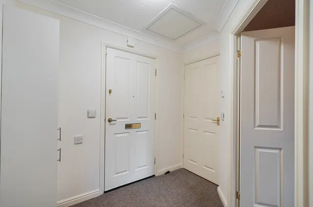 Barrow Lane, Hessle, HU13, photo 2