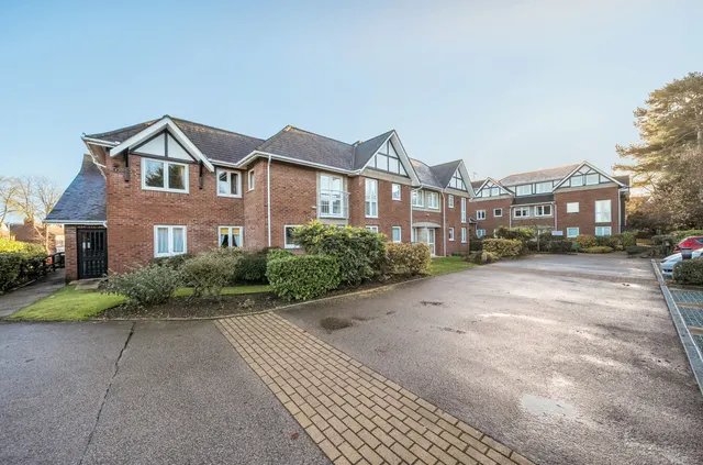 Barrow Lane, Hessle, HU13, photo 1