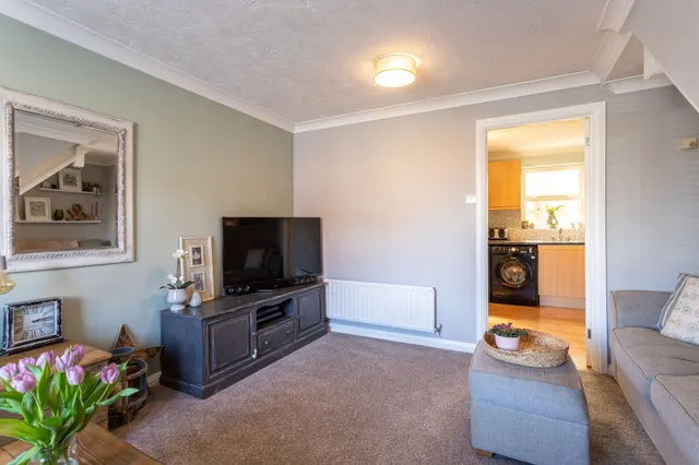 Photo 2 — Hop Garden Road, Hook, RG27 9SU