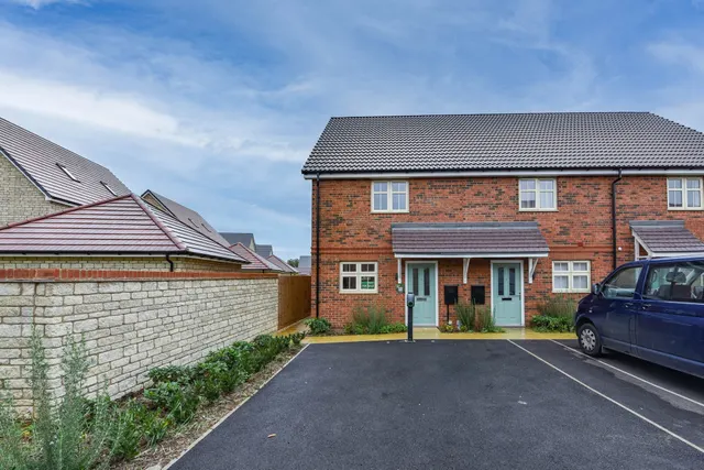 Cranbrook Close, Patterdown, SN15, photo 1