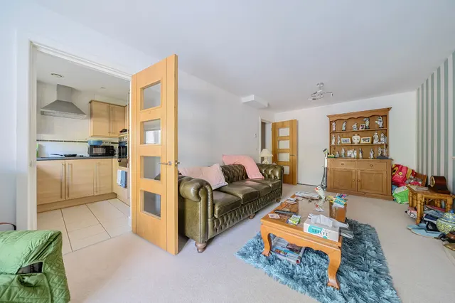 Meadowside, Storrington, RH20, photo 3