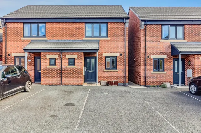 Troon Close, Corby, NN17, photo 1