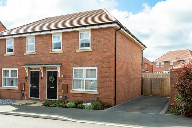 Pankhurst Close, East Leake, LE12, photo 1