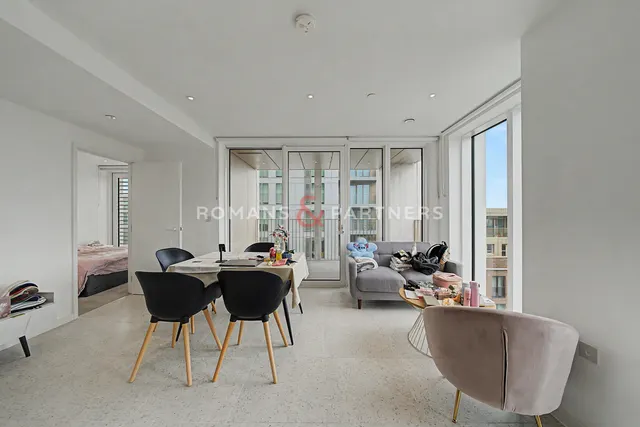 Bouchon Point, Silk District, E1, photo 2