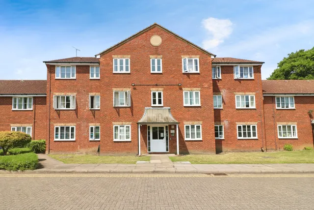Peartree Lane, Welwyn Garden City, AL7, photo 1
