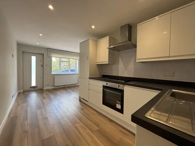 The Ridgeway, Tonbridge, photo 1