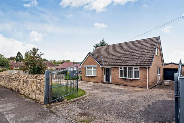 Nethermoor Road, New Tupton, S42, photo 1