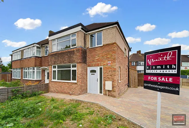 Hogarth Avenue, Ashford, photo 1