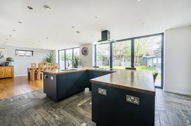 Photo 2 — Prospect Road, Farnborough, Hampshire, GU14 8LA