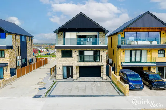 Eastern Esplanade, Canvey Island, SS8, photo 1