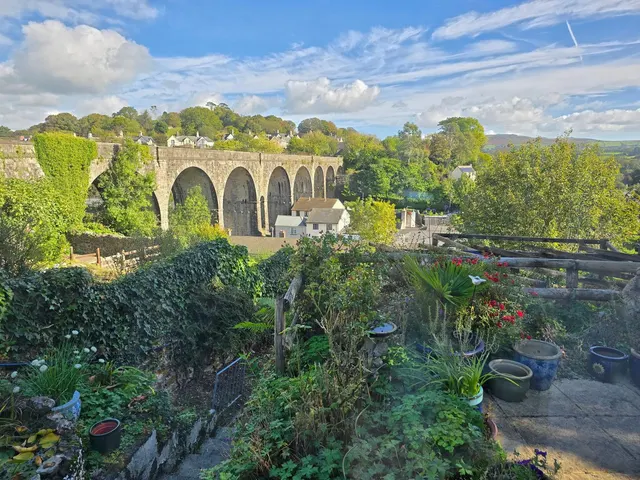 Madge Lane, Tavistock, photo 1