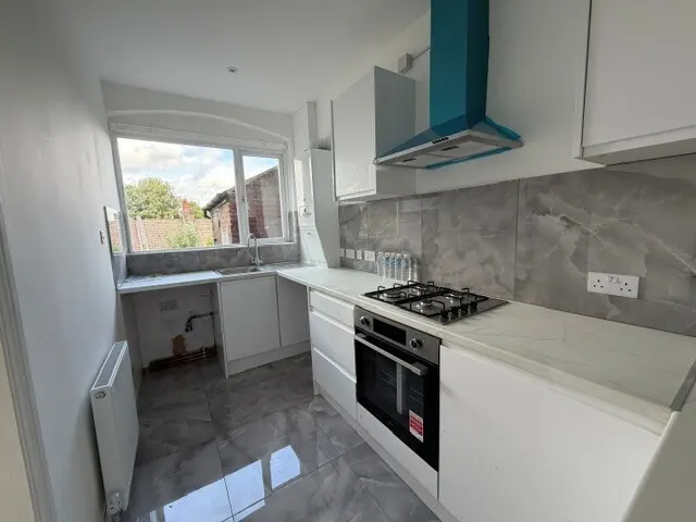 Russell Rise, Luton, Beds, photo 1
