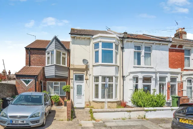 Wykeham Road, Portsmouth, photo 1