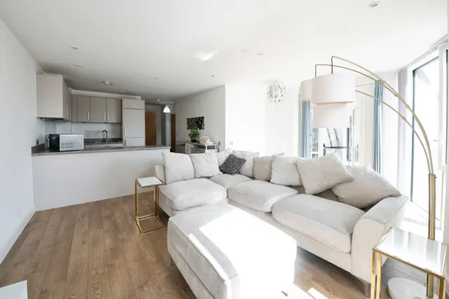 Cambridge Road, Barking, IG11, photo 1