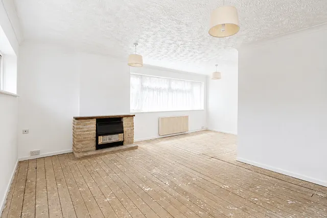 Photo 2 — Beech Road, Waterlooville, PO8 0LH