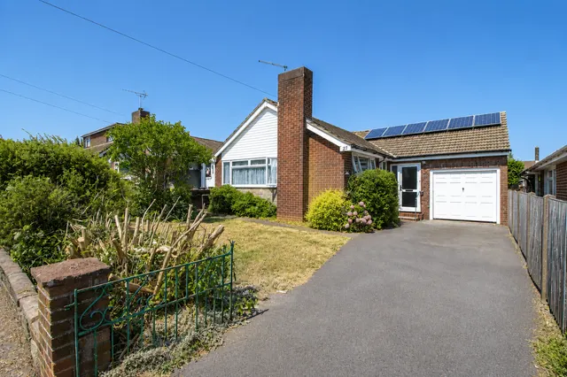Beech Road, Waterlooville, PO8 0LH, photo 1