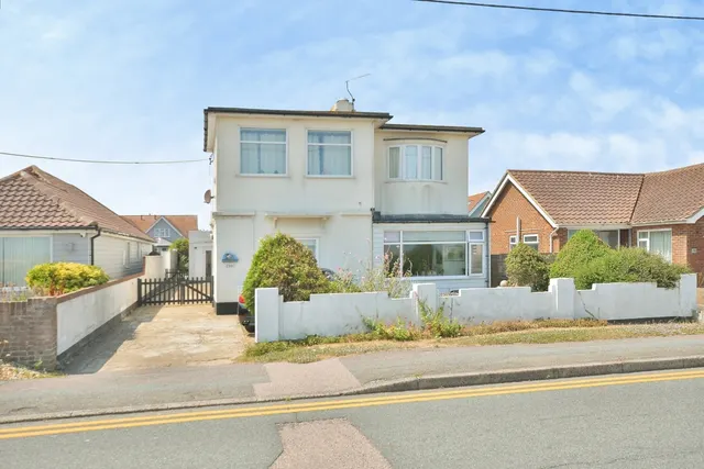 Coast Drive, Lydd on Sea, Romney Marsh, Kent, TN29, photo 1