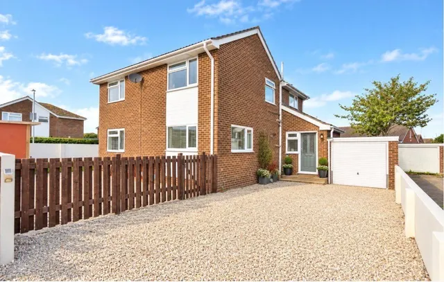 Blenheim Road, Littlestone, TN28, photo 1