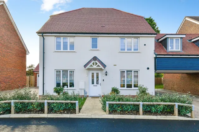 Goldcrest Avenue, Codicote, SG4, photo 1