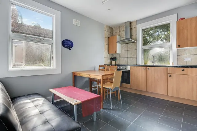 Stratford Road, London, E13, photo 2
