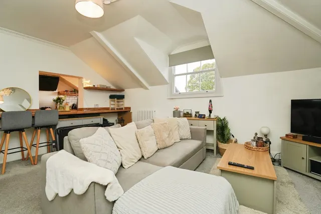 Lansdown Road, Cheltenham, GL50, photo 3