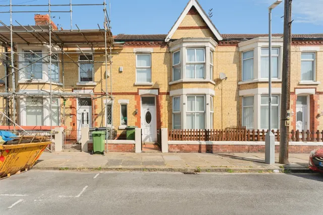 Balfour Road, Prenton, photo 1