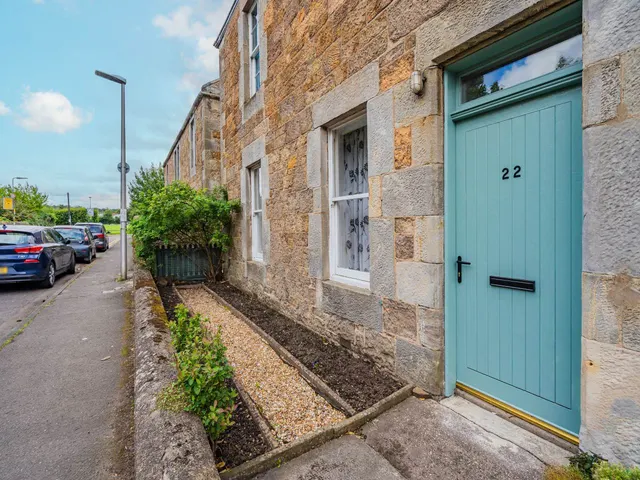 Photo 2 — Meadowpark, Haddington, EH41 4DS