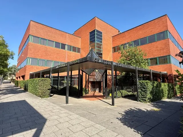 426 Avebury Boulevard, Milton Keynes, Buckinghamshire, MK9 2HS, photo 1