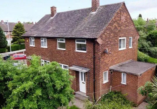 Fillingfir Road, Leeds, LS16, photo 1