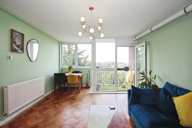 Photo 3 — Kenilworth Court, Coventry, West Midlands, CV3