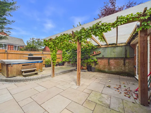 Coltsfoot Way, Broughton Astley, LE9, photo 2