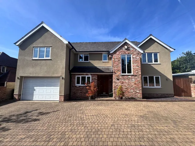 Lightwood Road, Buxton, photo 1