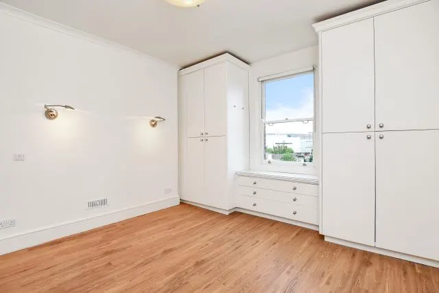 Royal Crescent, London, W11, photo 2