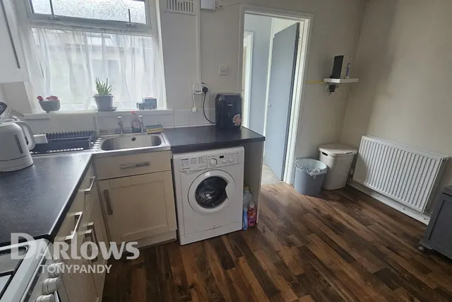Regent Street, Treorchy, CF42, photo 3
