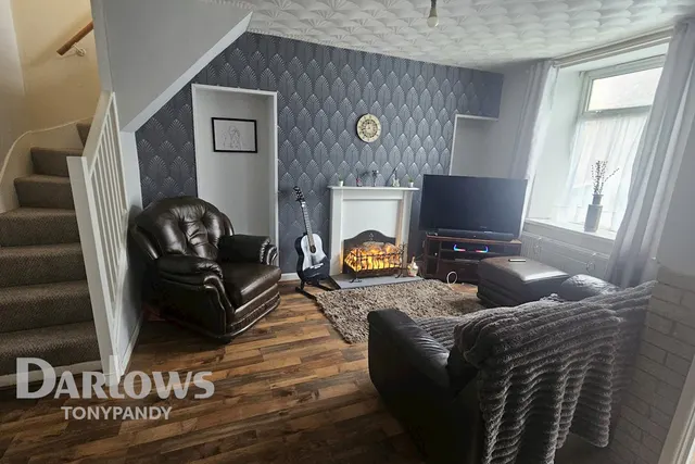 Regent Street, Treorchy, CF42, photo 1
