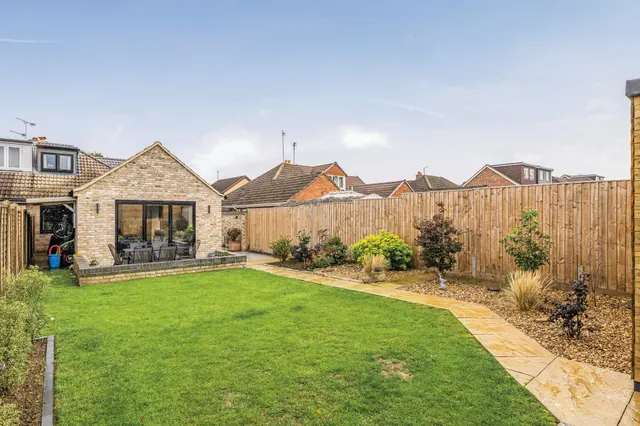 Southcourt Drive, Cheltenham, GL53, photo 2
