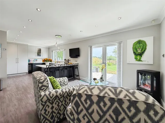 Thorpe Road, Mattersey, photo 3